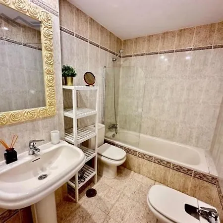 Апартаменти Faro Bay Естепона